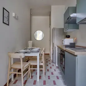 Joivy Mauri - Cosy Flats Near The Duomo Milán